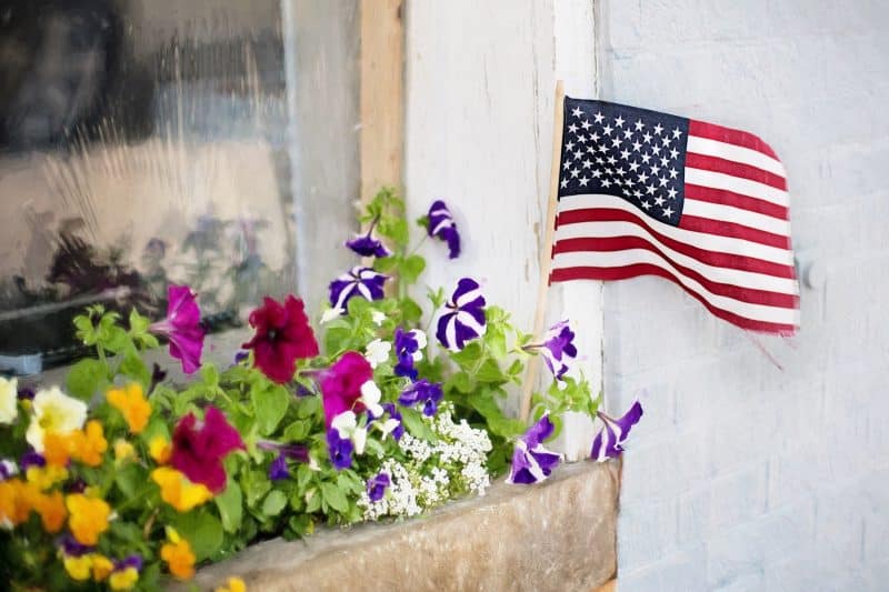 Custom Old Glory Monthly Wall Calendar w/Staple Binding (10 5/8"x 18 ¼") - 5