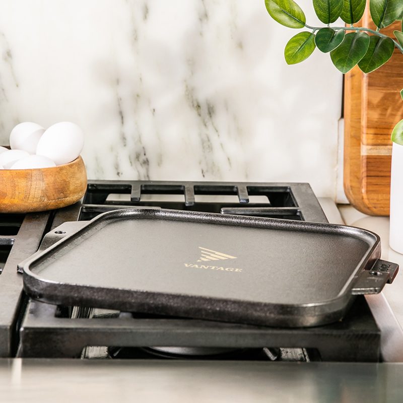 Custom Lodge 10.5" Cast Iron Reversible Grill / Griddle - 4